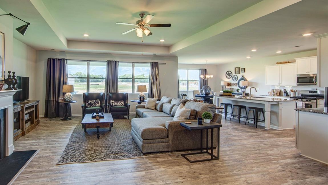 4377 Field Oak Road Millington, TN 38053 - Photo 3 of 15 Gallery Image 3