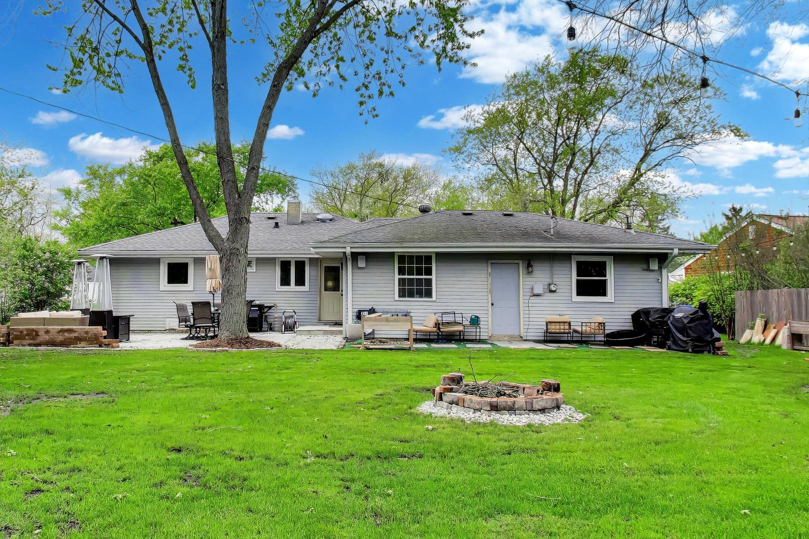 9 Johnathan Road Lake Zurich, IL 60047 - Photo 21 of 33