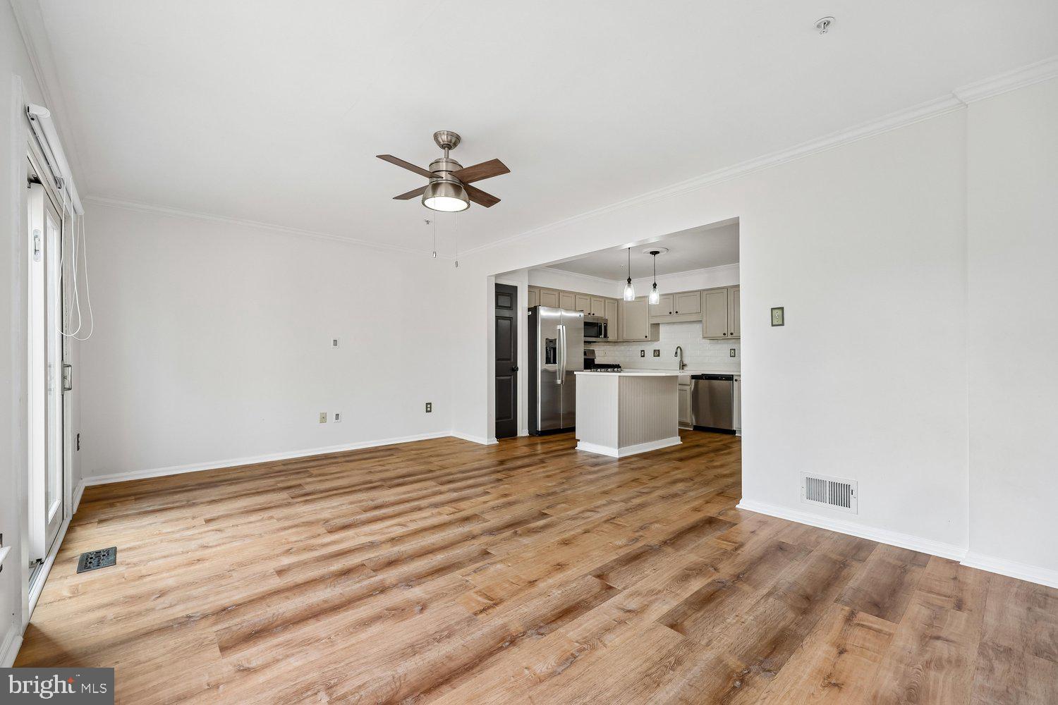 4616 Ripley Manor Terrace Olney, MD 20832 - Photo 23 of 35 Family Room