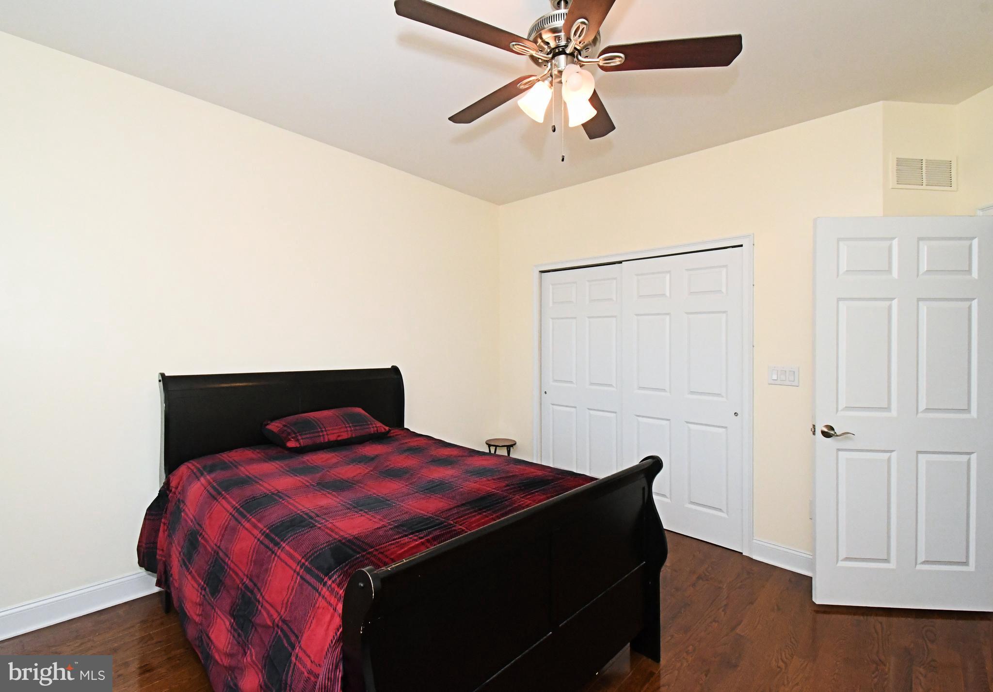 13113 Worthington Road Philadelphia, PA 19116 - Photo 35 of 63