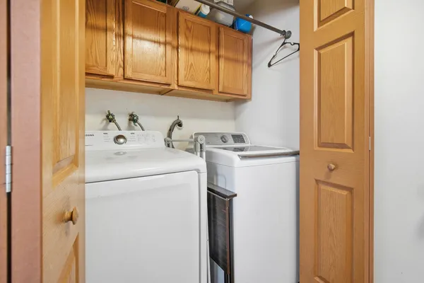 $160,000 | 491 South Belmont Avenue, Unit 5, Elgin, IL 60123