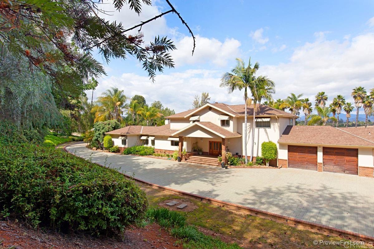 239 Rocky Crest Road Fallbrook, CA 92028 - Photo 2 of 22