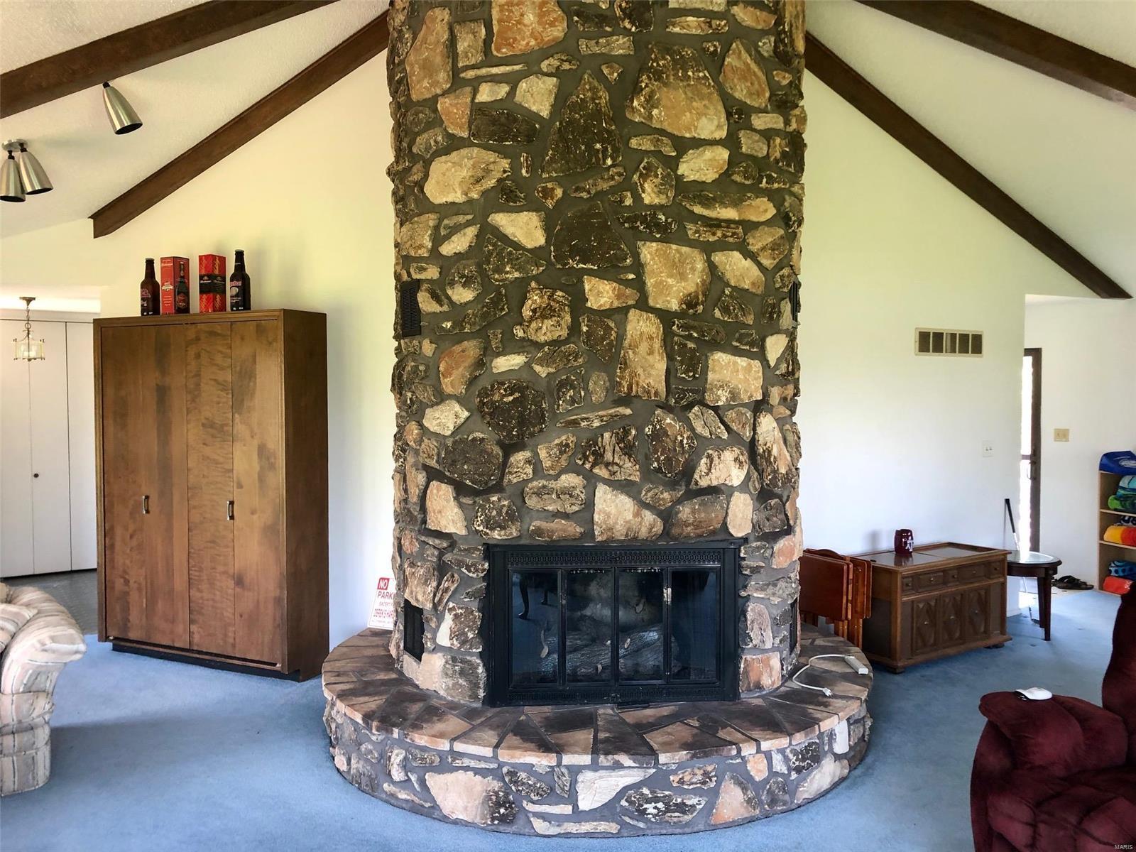 11741 Pocahontas Road Highland, IL 62249 - Photo 6 of 34 Gallery Image 6