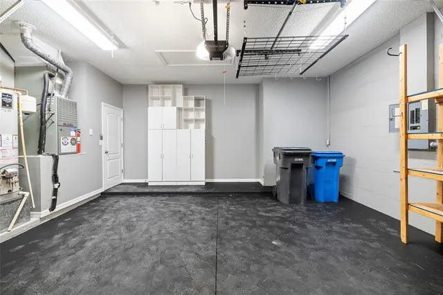 $2,950 | 12514 Sparkleberry Road, Tampa, FL 33626