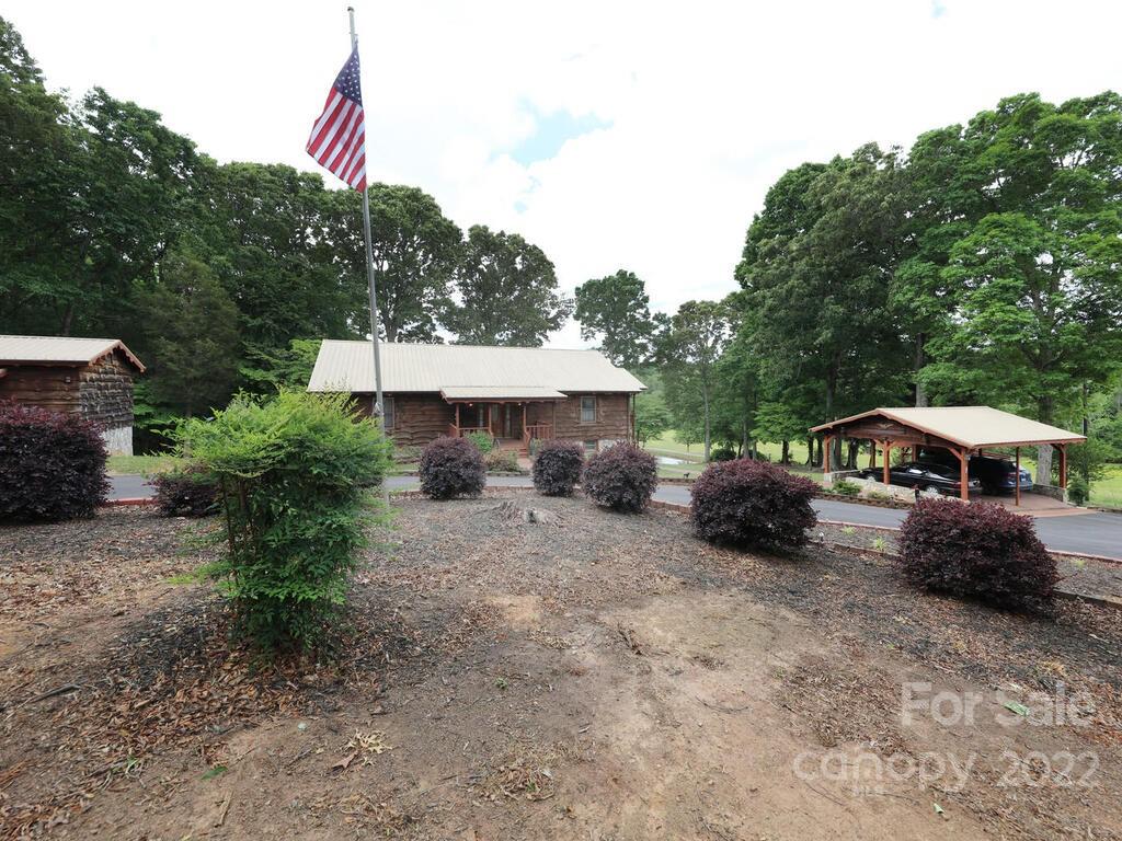 5650 Vinewood Road Davidson, NC 28036 - Photo 3 of 48 Gallery Image 3