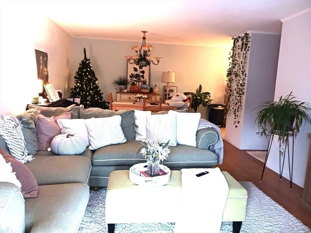 $290,000 | 10 Candlewood Lane, Unit 210, Dennis, MA 02639