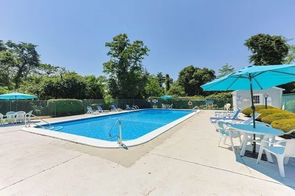 $282,000 | 10 Candlewood Lane, Unit 210, Dennis, MA 02639