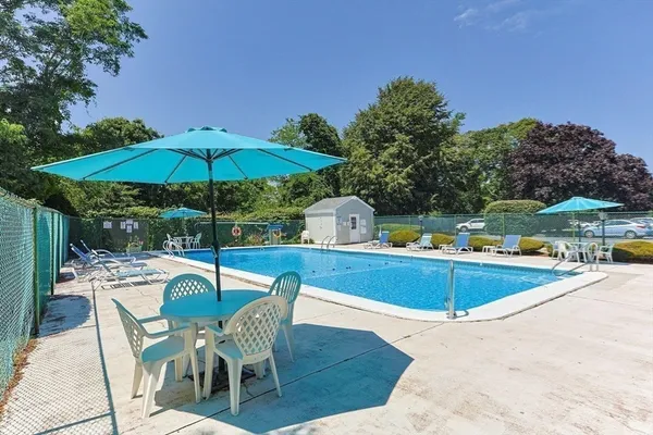 $282,000 | 10 Candlewood Lane, Unit 210, Dennis, MA 02639