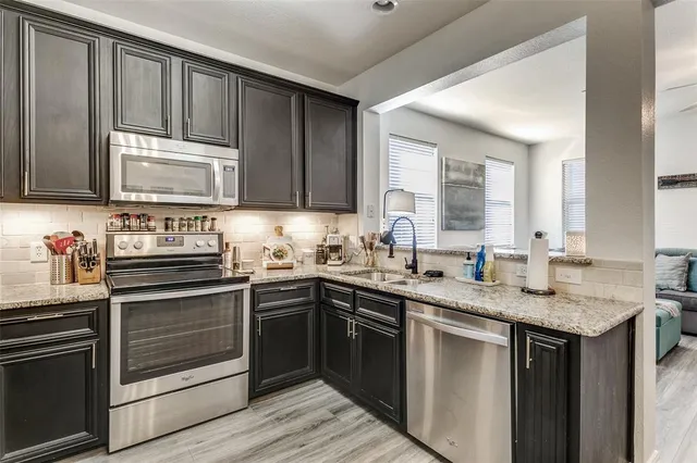 $2,500 | 2314 Durango Ridge Drive, Bedford, TX 76021