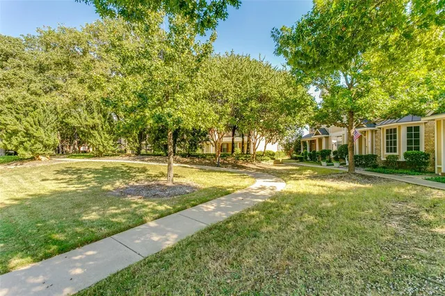 $2,500 | 2314 Durango Ridge Drive, Bedford, TX 76021