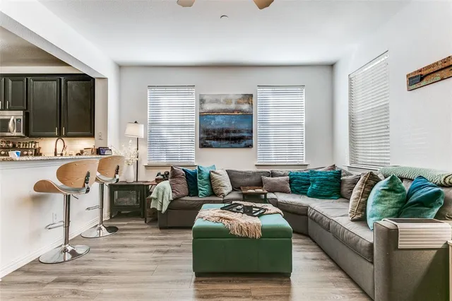 $2,500 | 2314 Durango Ridge Drive, Bedford, TX 76021