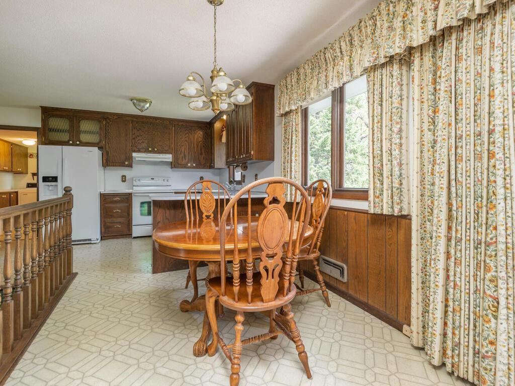 10449 Colorado Road Bloomington, MN 55438 - Photo 10 of 27