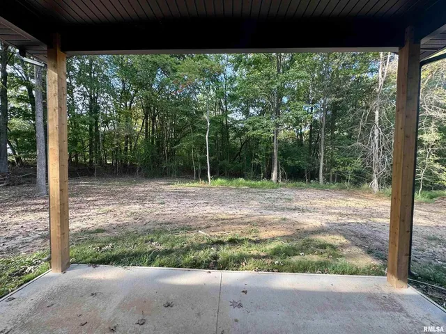 $270,000 | 208 Hall Street, Cambria, IL 62915