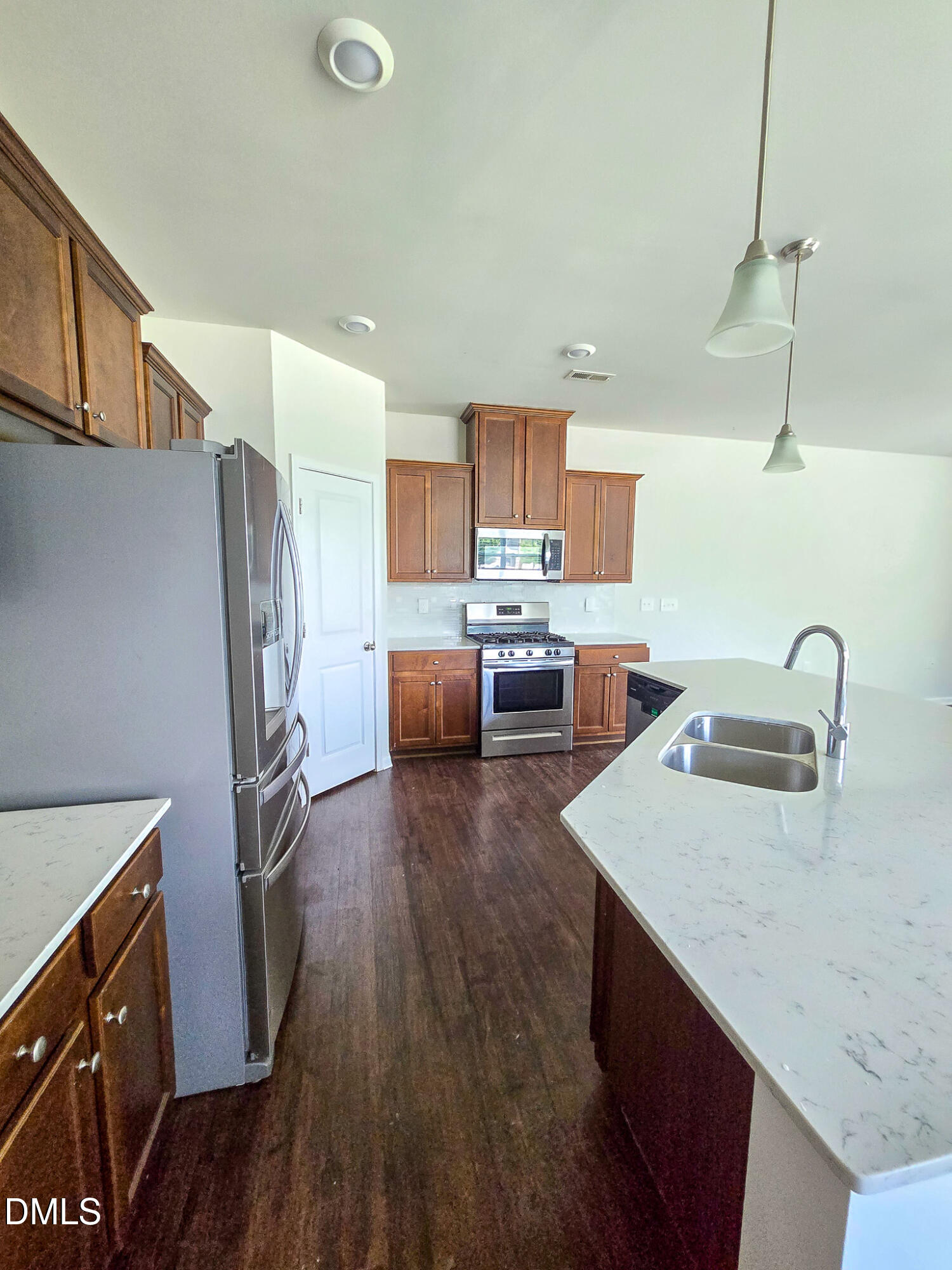 6070 Beale Loop Raleigh, NC 27616 - Photo 6 of 34 20260706_132020