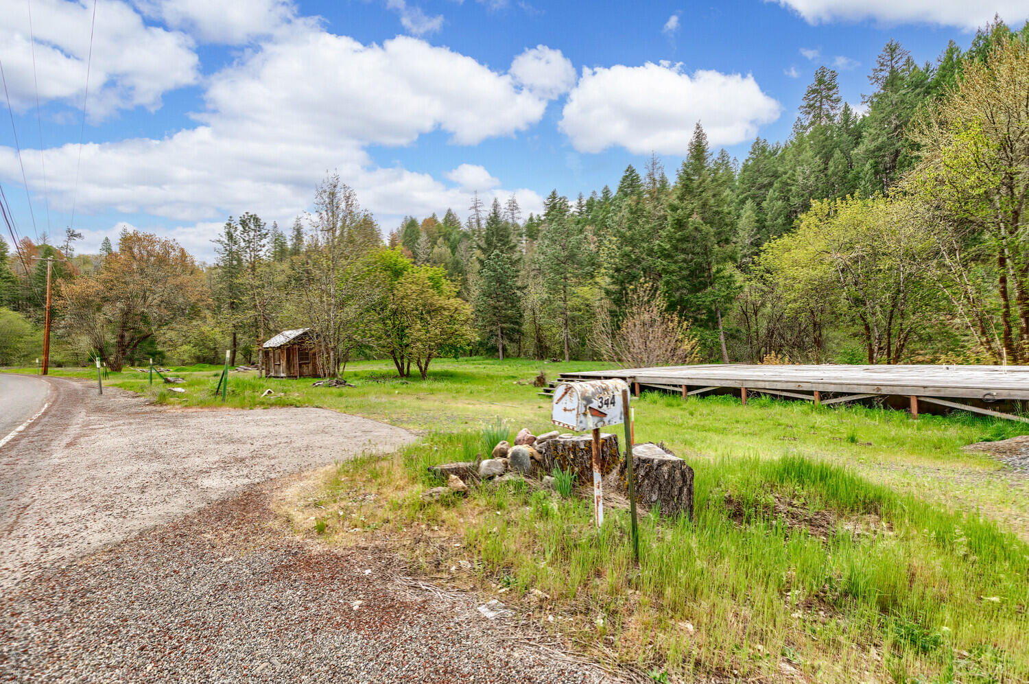 344 Elk Creek Road Trail, OR 97541 - Photo 5 of 43 18_ApexVTec_18_mls