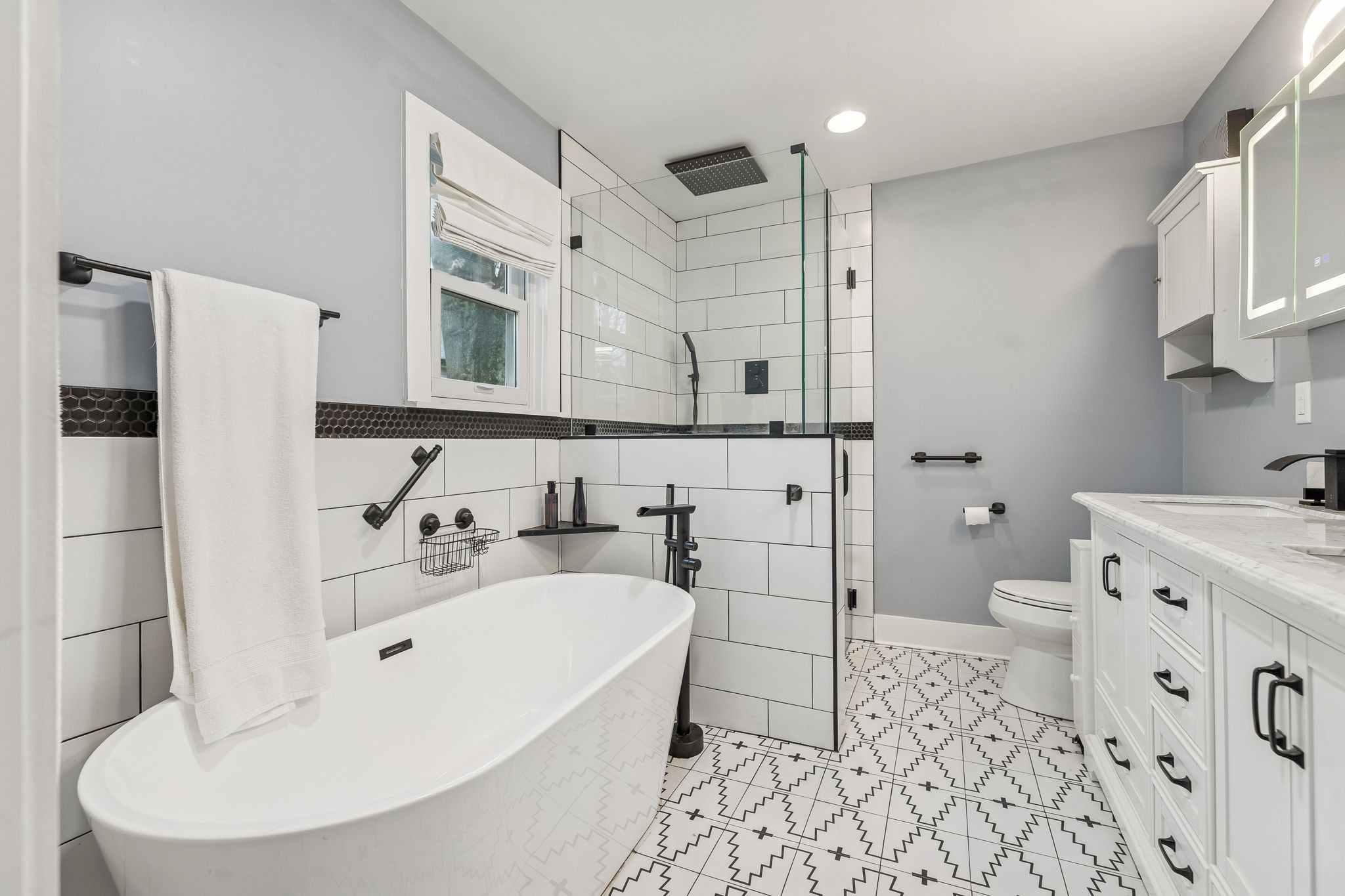 800 Del Rio Pike Franklin, TN 37064 - Photo 3 of 40