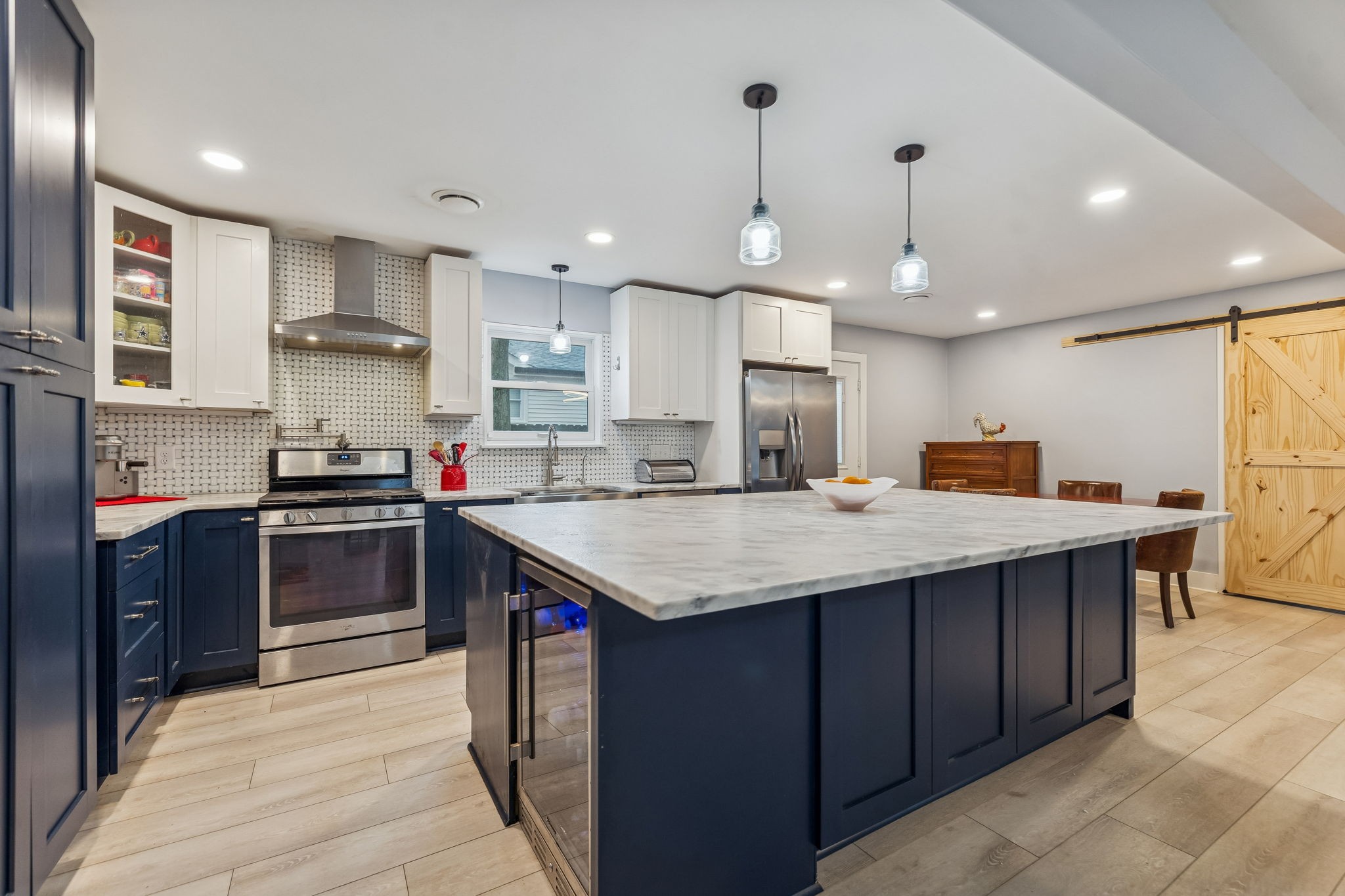 800 Del Rio Pike Franklin, TN 37064 - Photo 7 of 40