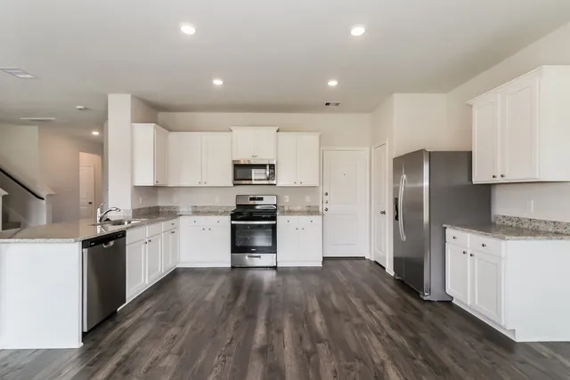 $1,945 | 457 Sunny Highlands Drive, Katy, TX 77493