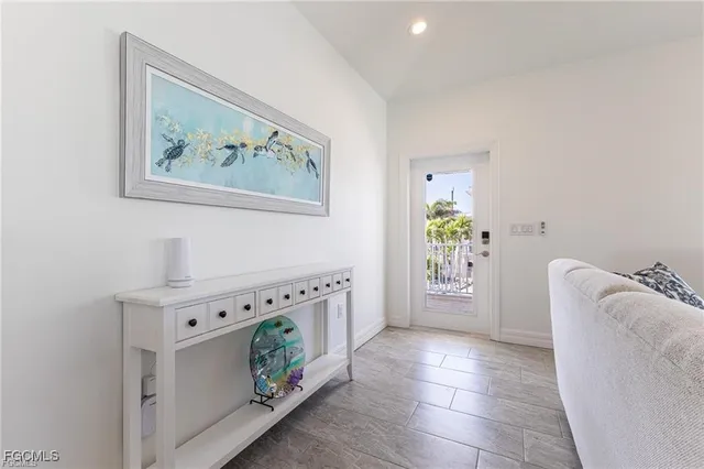 a view of an entryway with furniture