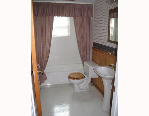 2378 Mt Pleasant Road Ruffs Dale, PA 15679 - Photo 13 of 18 Master Bath/Spa.