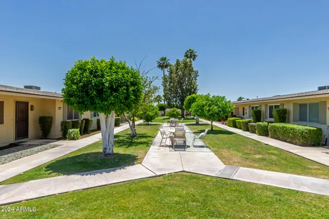 $235,000 | 10935 West Santa Fe Drive, Sun City, AZ 85351