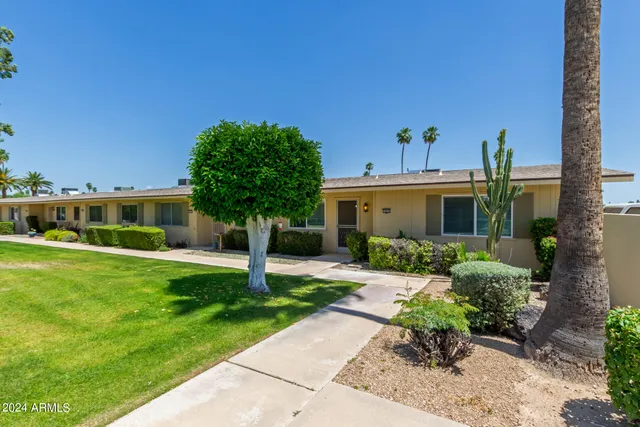 $235,000 | 10935 West Santa Fe Drive, Sun City, AZ 85351