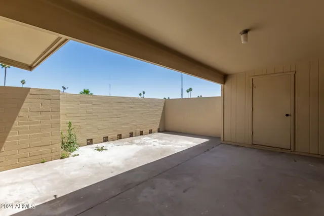 $235,000 | 10935 West Santa Fe Drive, Sun City, AZ 85351