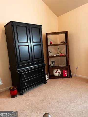 a view of livingroom with furniture