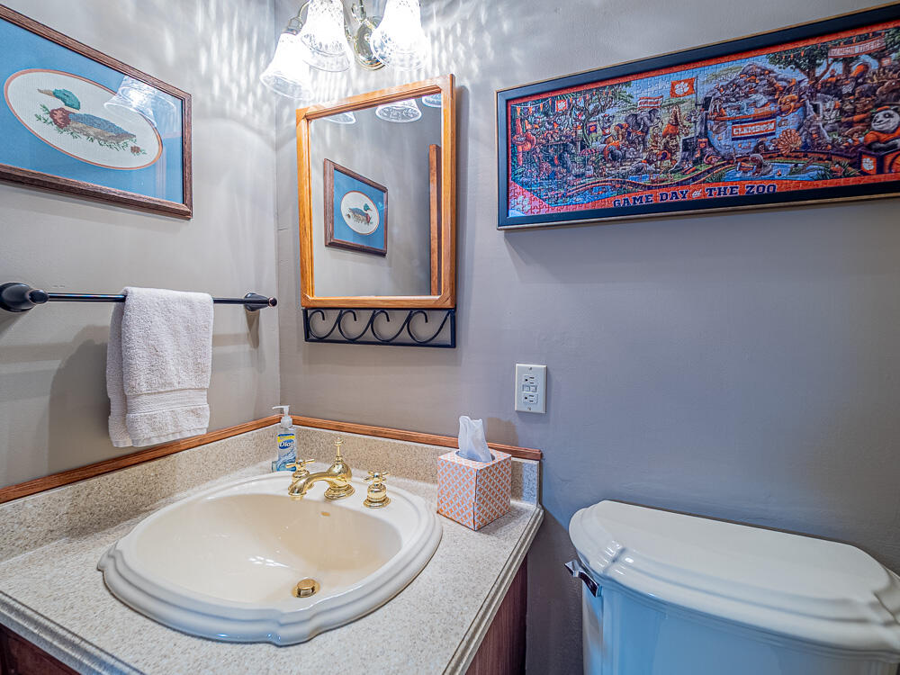 2860 Porcher Drive Sumter, SC 29150 - Photo 58 of 61 Bonusbathroom