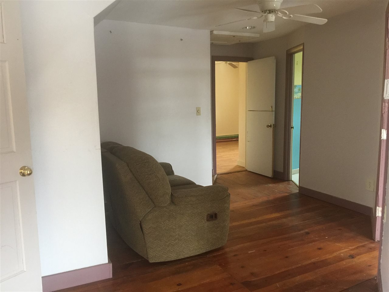 28 Black Hall Road Epsom, NH 03234 - Photo 10 of 23