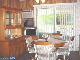 46 Crown Road Levittown, PA 19057 - Photo 4 of 6 Gallery Image 4