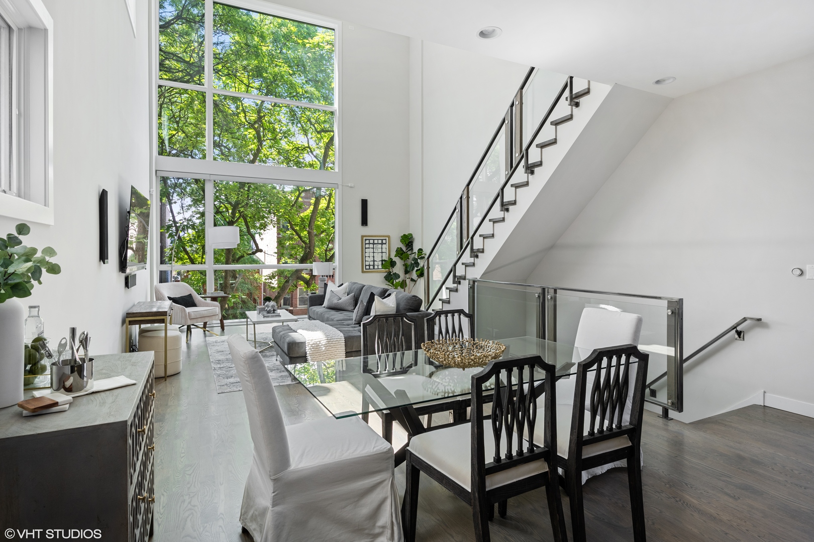 2042 West Rice Street, Unit 2 Chicago, IL 60622 - Photo 5 of 19