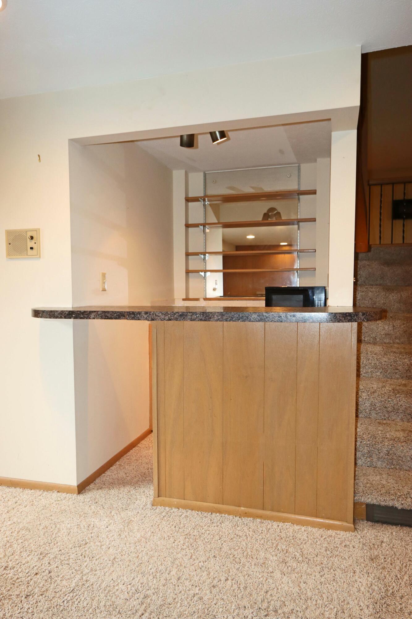 1335 Yorktown Road Columbus, OH 43232 - Photo 20 of 42 tempImagePOT6Zl