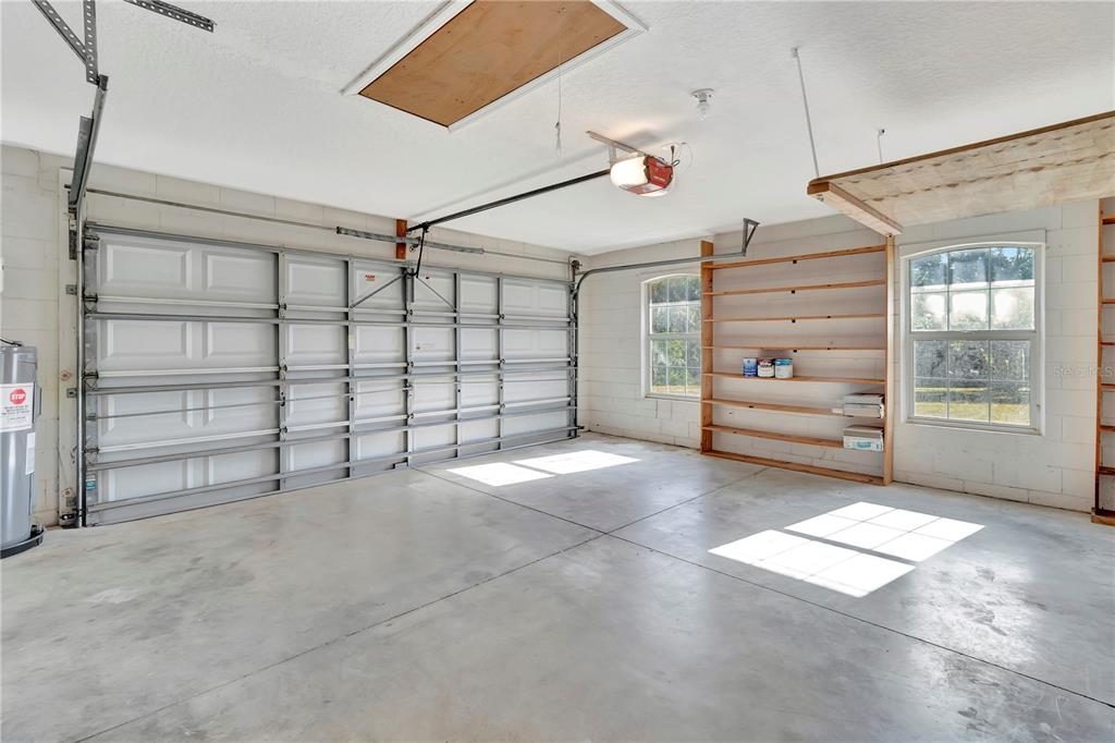 18611 Clark Road Altoona, FL 32702 - Photo 37 of 48 a view of a livingroom with shelves