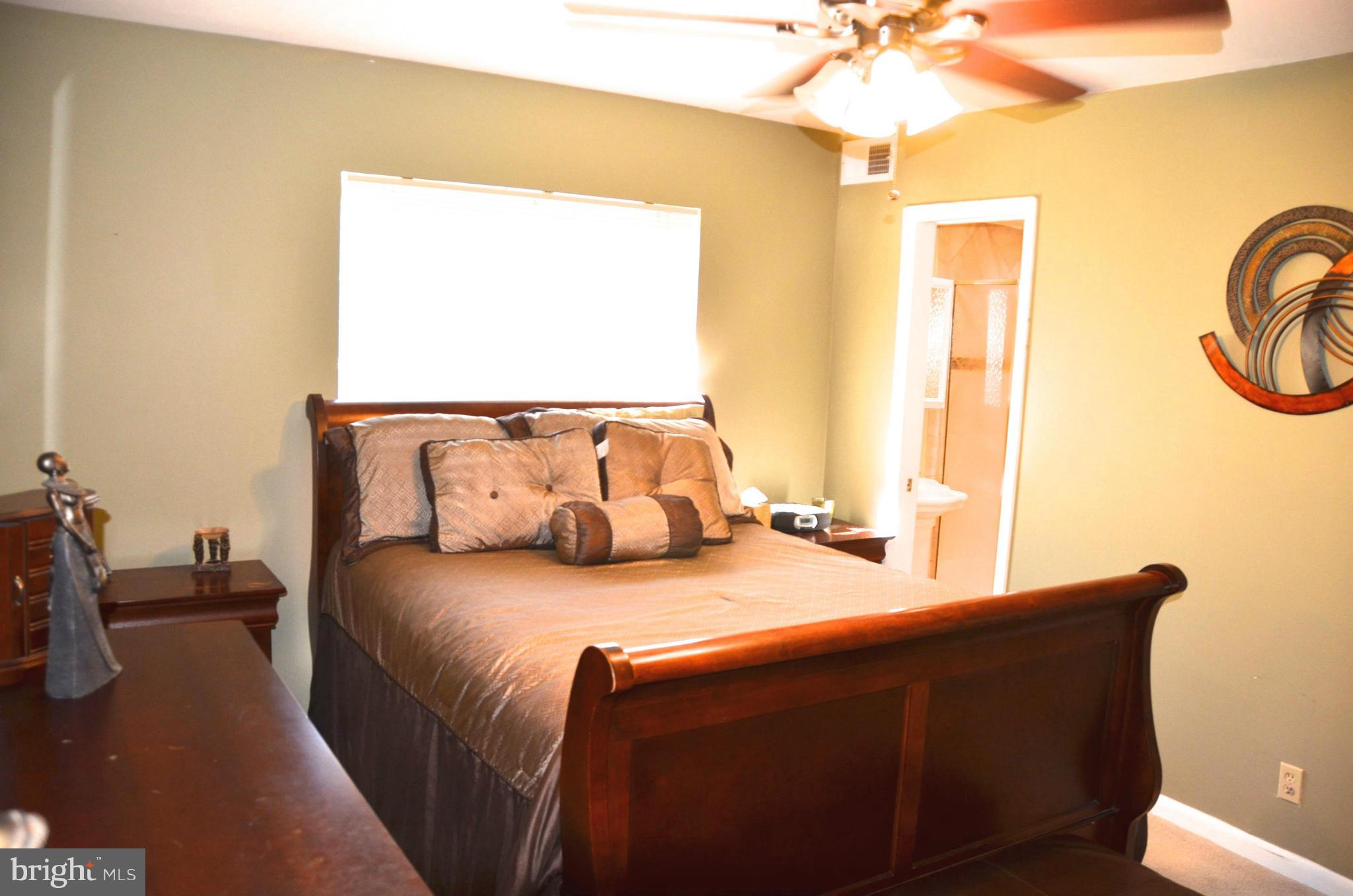 11619 Vantage Hill Road, Unit 22B Reston, VA 20190 - Photo 18 of 24 Bedroom (Master)