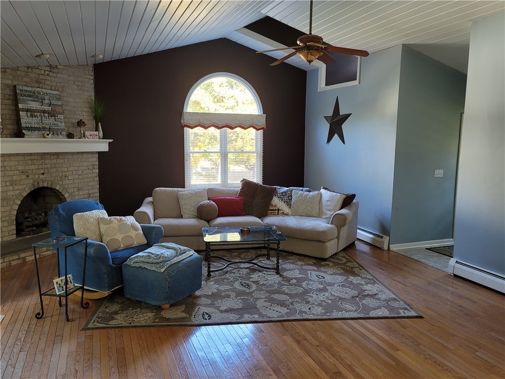 22 Colwell Road Smithfield, RI 02828 - Photo 11 of 35