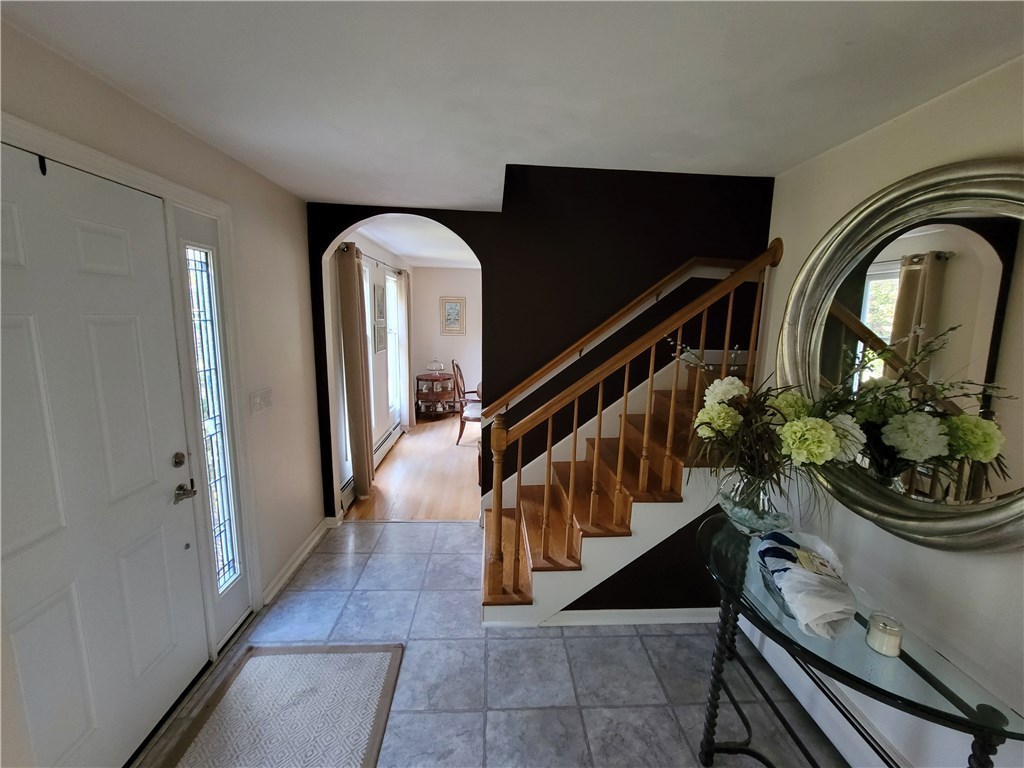 22 Colwell Road Smithfield, RI 02828 - Photo 19 of 35