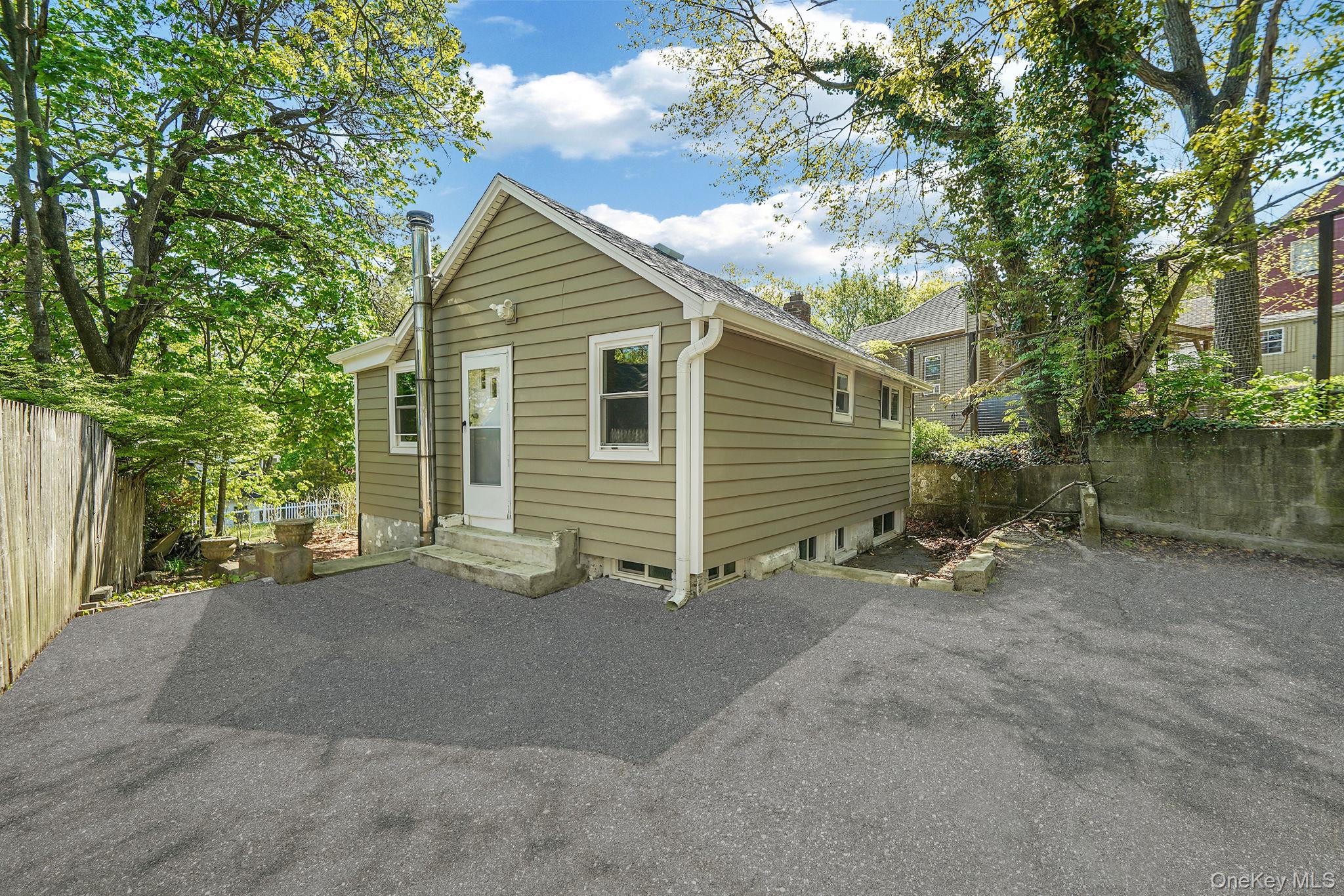 65 Woodlawn Road Rocky Point, NY 11778 - Photo 24 of 25
