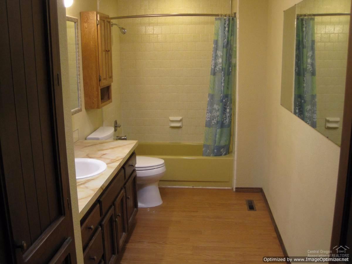 20761 Southeast Reed Market Road Bend, OR 97702 - Photo 16 of 16 Additional Photo