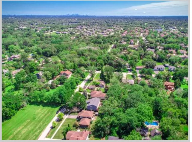 $738,000 | 365 61st Street, Willowbrook, IL 60527