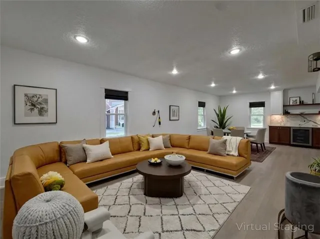 $2,800 | 16 Panorama Drive, Washington, PA 15301