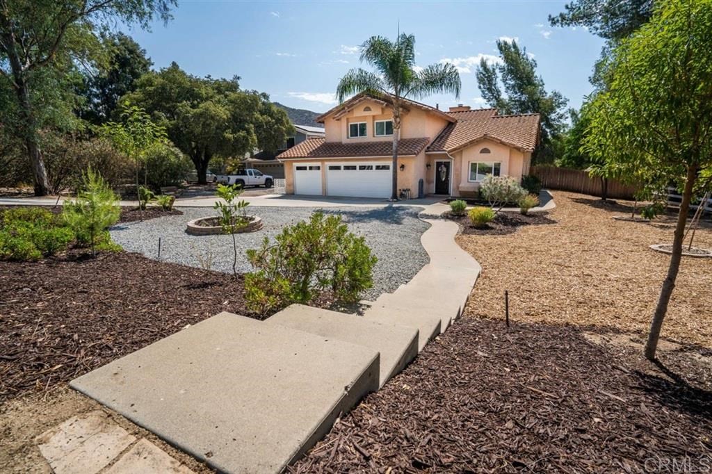 24339 Del Amo Road Ramona, CA 92065 - Photo 2 of 25 Gallery Image 2