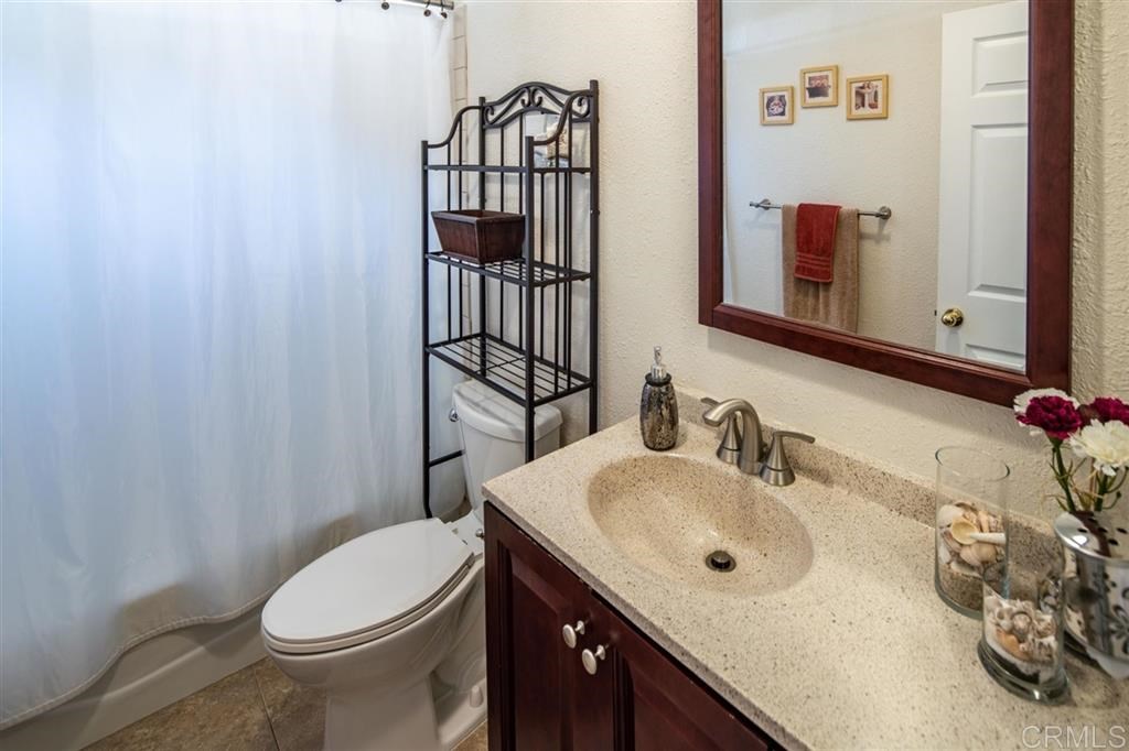 24339 Del Amo Road Ramona, CA 92065 - Photo 12 of 25 Gallery Image 12