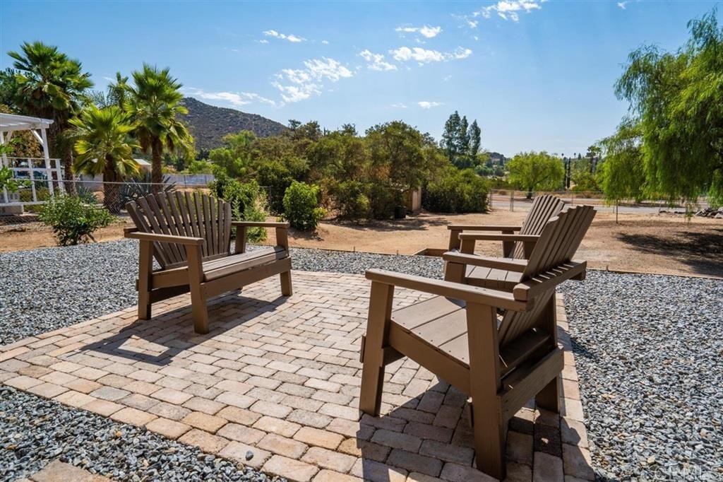 24339 Del Amo Road Ramona, CA 92065 - Photo 20 of 25 Gallery Image 20