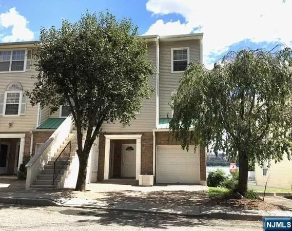 $3,000 | 34 Bergen Ridge Road, Unit 2, North Bergen, NJ 07047