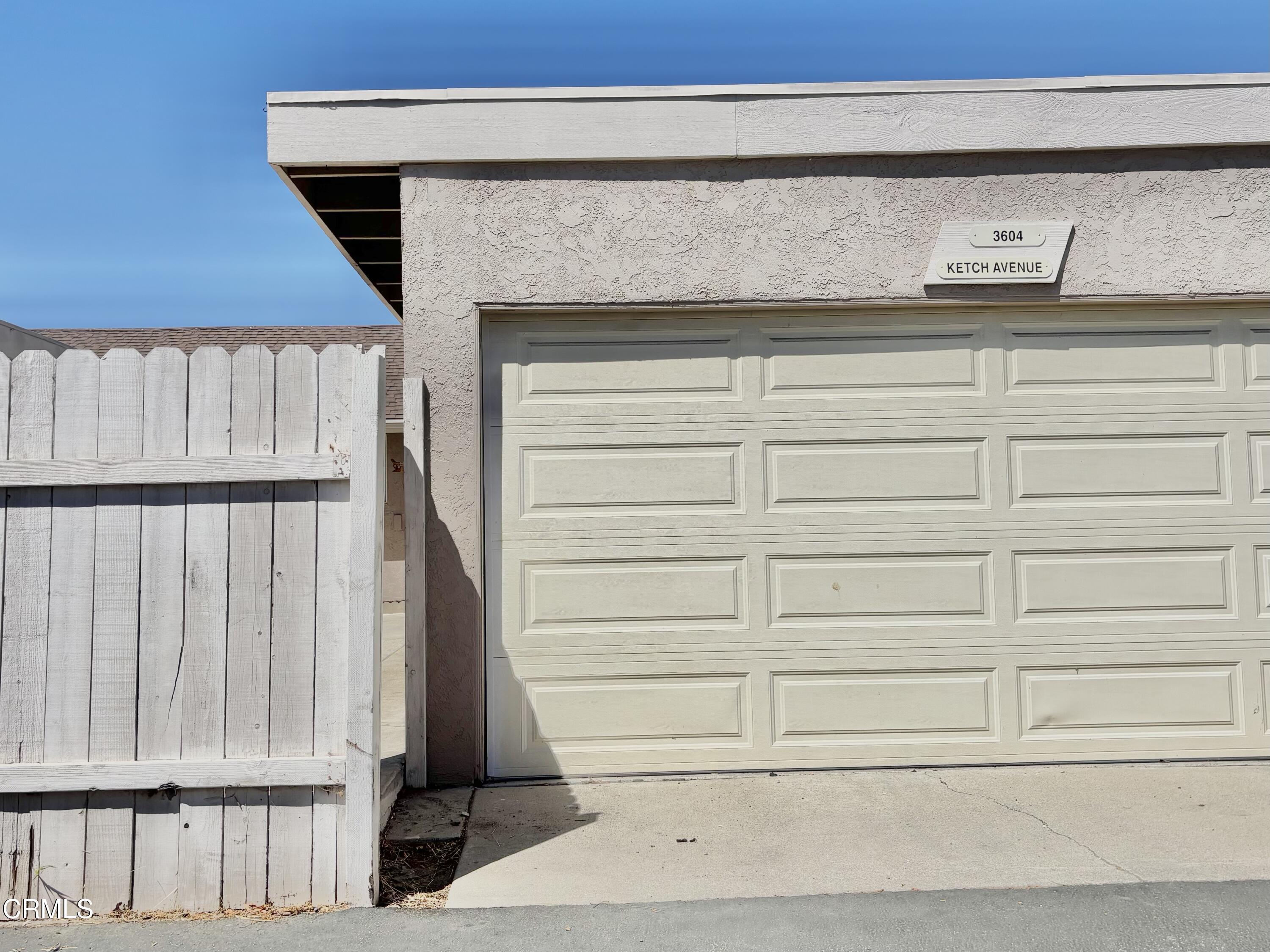 3604 Ketch Avenue Oxnard, CA 93035 - Photo 38 of 38 a view of entryway