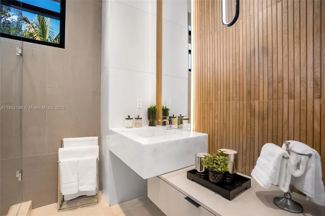 $24,900,000 | 4241 Palm Lane, Miami, FL 33137