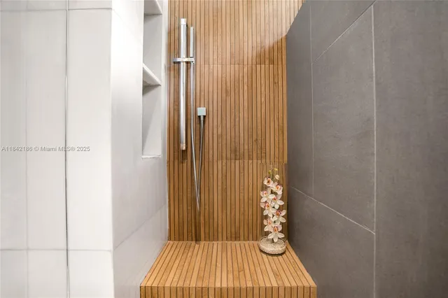 $24,900,000 | 4241 Palm Lane, Miami, FL 33137