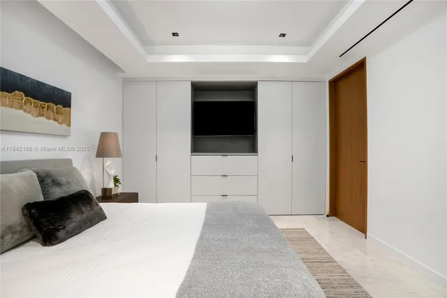 $24,900,000 | 4241 Palm Lane, Miami, FL 33137