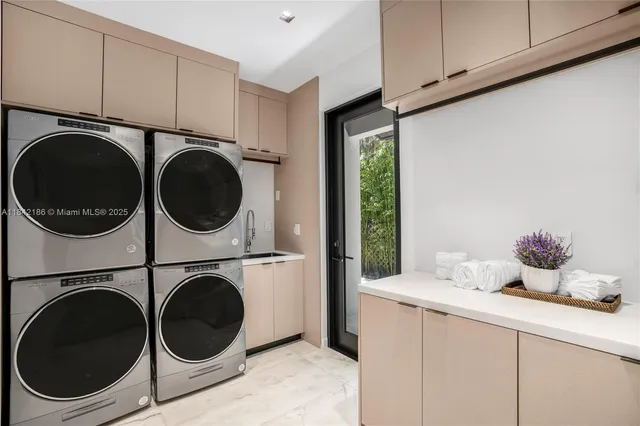 $24,900,000 | 4241 Palm Lane, Miami, FL 33137